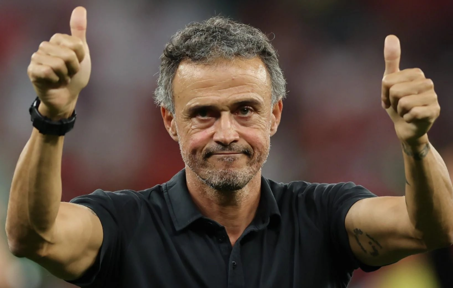 法甲第12轮：巴黎客场绝杀里昂，恩里克赛后剖析赛事