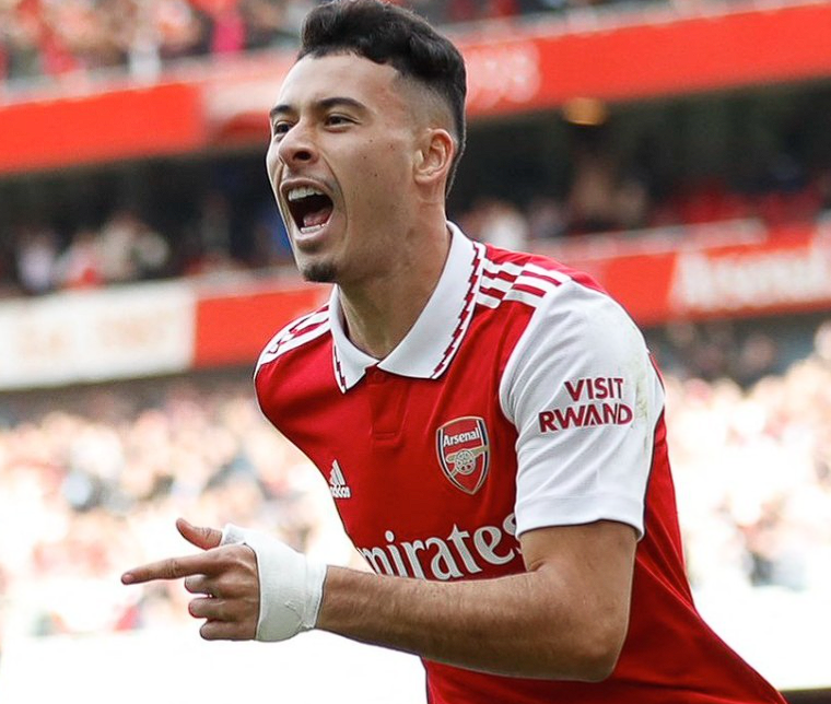 英超利阿之战冲突引关注：克劳奇评马丁内利行为