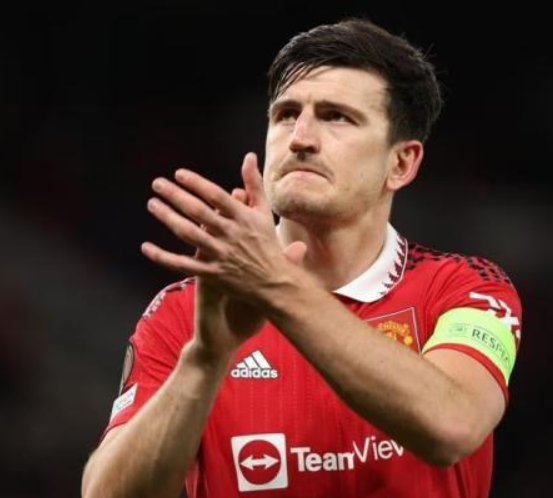 阿勒代斯盛赞马奎尔：困境坚守终获回报